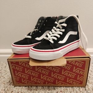 NWT Kids Valentines Vans